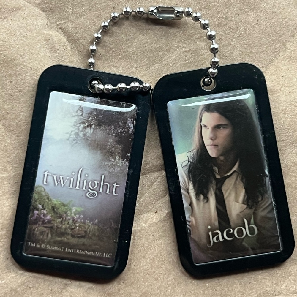 Twilight Licensed Dog tag charm/keychain Jacob